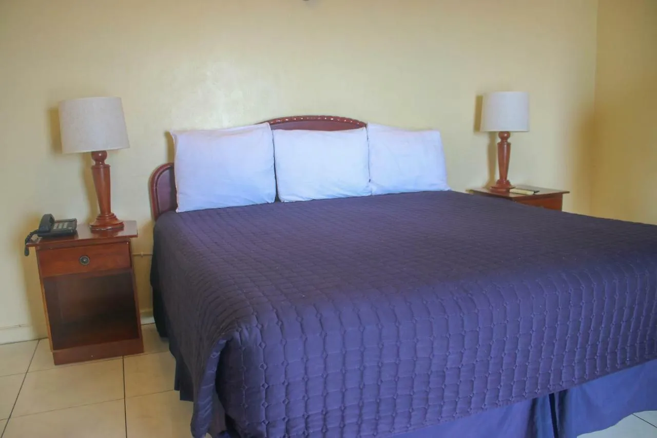 **** Hotel Comfort Rooms At Grandiosa Montego Bay Jamaica