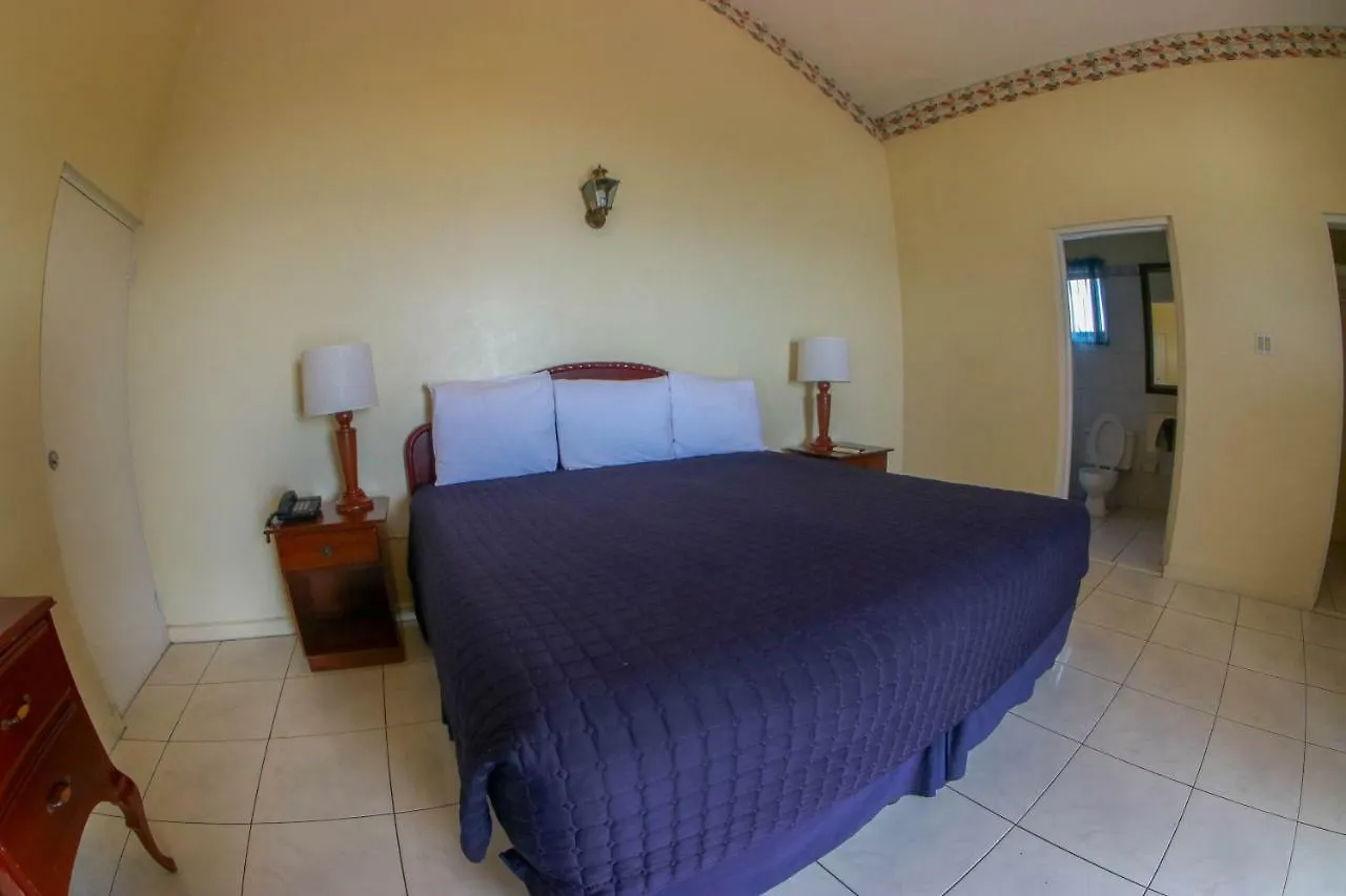 Hotel Comfort Rooms At Grandiosa Montego Bay